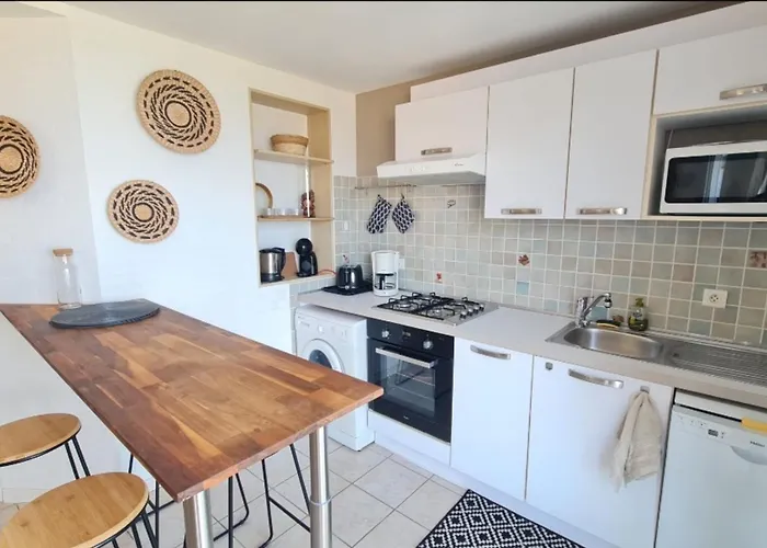 With Balcony And 360 Sea View Apartmán Villanova
