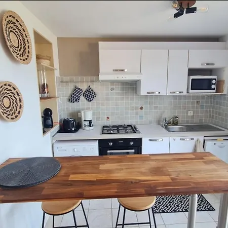 With Balcony And 360 Sea View Appartement Villanova