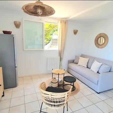 With Balcony And 360 Sea View Villanova